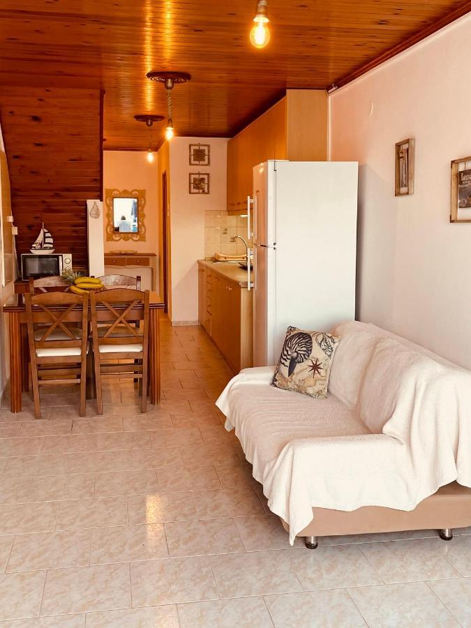 Erginas Boat House Plaka (Milos) Exterior foto